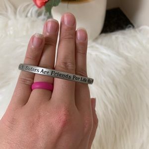 Sisters bangle bracelet